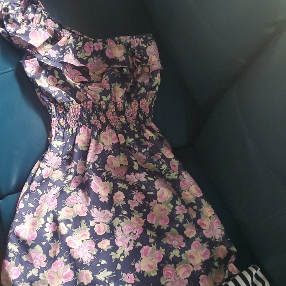 One shoulder flower dress